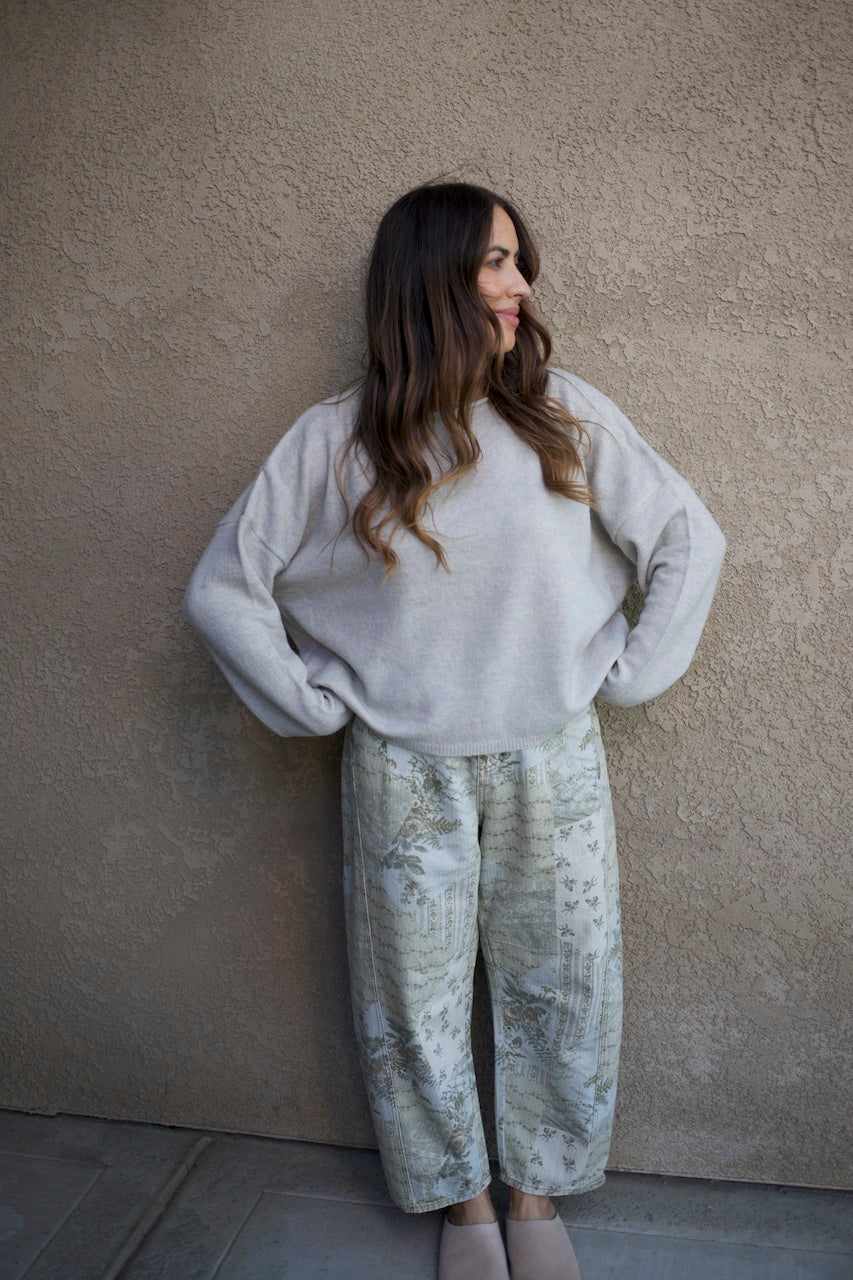 Vintage Print Barrel Jeans