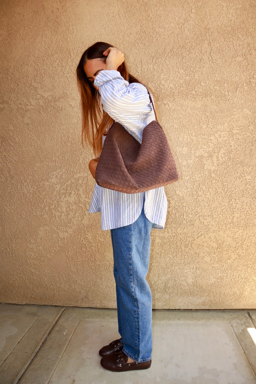 OVERSIZED STRIPED LONG SLEEVE BUTTON UP