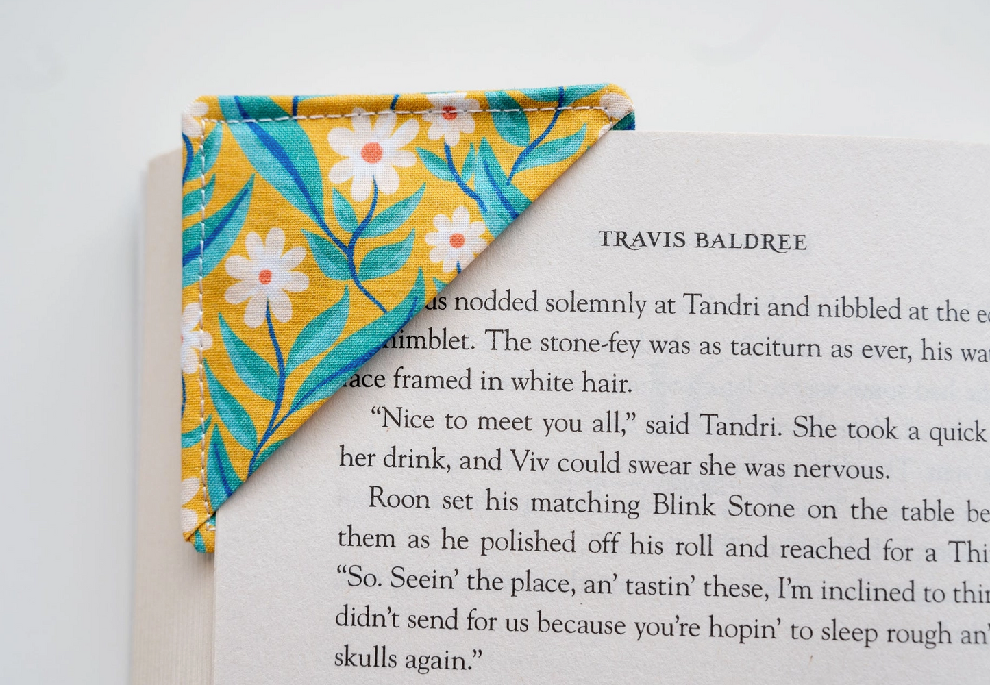 Daisy Bookmark